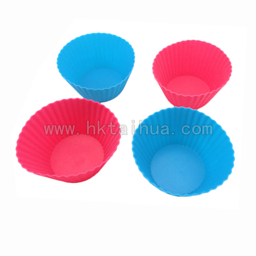 Silicone bakeware